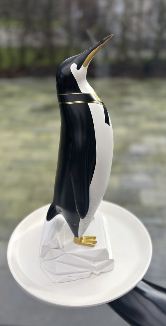 Image 1 of Original display Penguin Moët & Chandon Ice Imperial