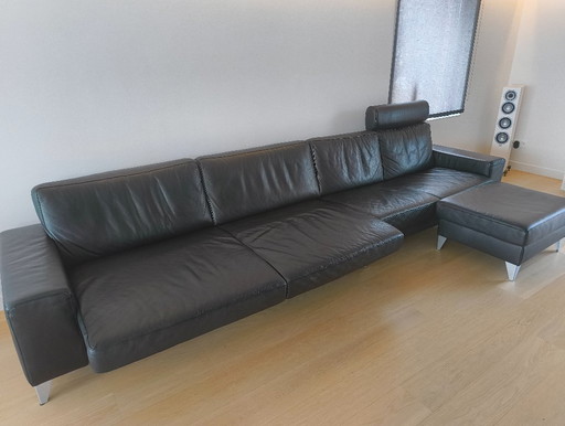 Zwart lederen salon van Ewald Schillig