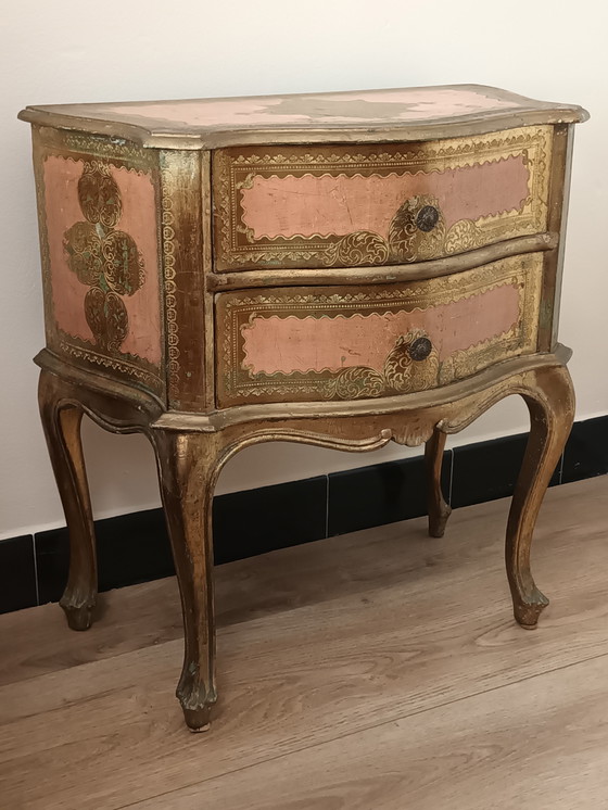 Image 1 of Commode Florentine