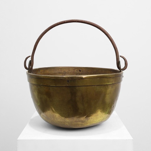 Large 19th-Century French Farmhouse Copper Kettle with Iron Handle