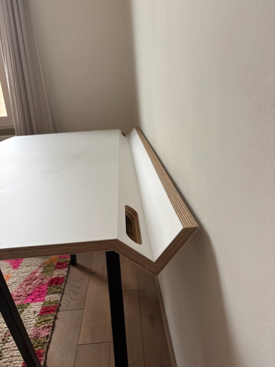 Escritorio sobre Hay Loop Stand Frame – lamine, Otro (photo 4 of 7)