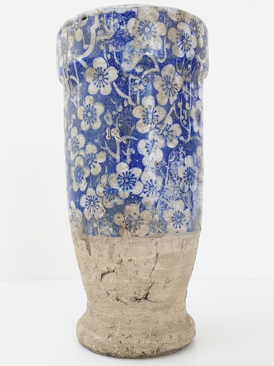 Image 1 of MAGNIFICENT VERY OLD TERRACOTTA CERAMIC VASE WITH BLUE & WHITE FLOWERS