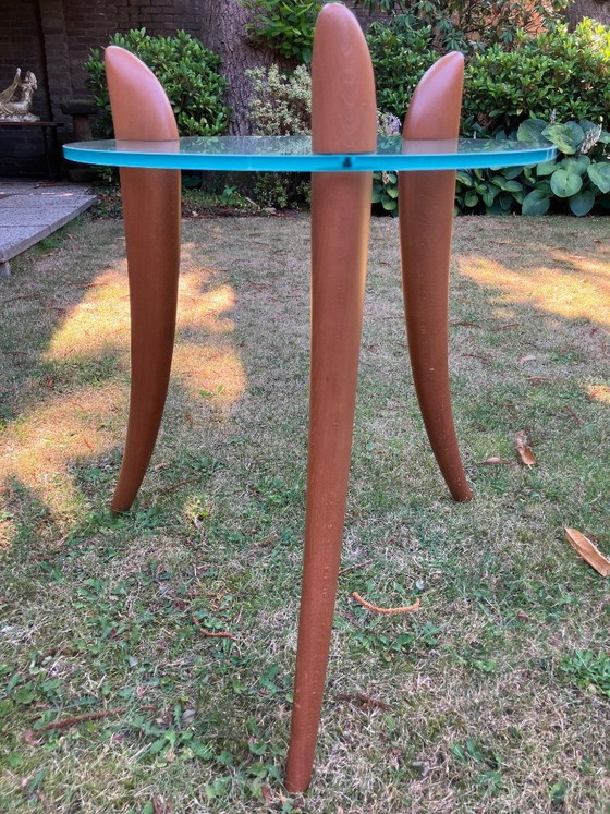 Mesa redonda de diseño italiano – Mesas auxiliares, Wood, Glass (photo 6 of 18)