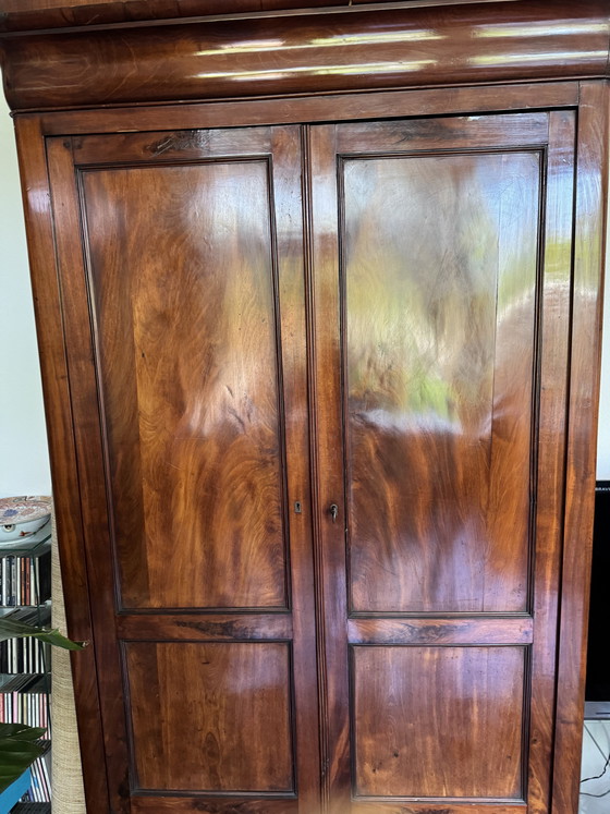 Image 1 of Hermoso armario antiguo