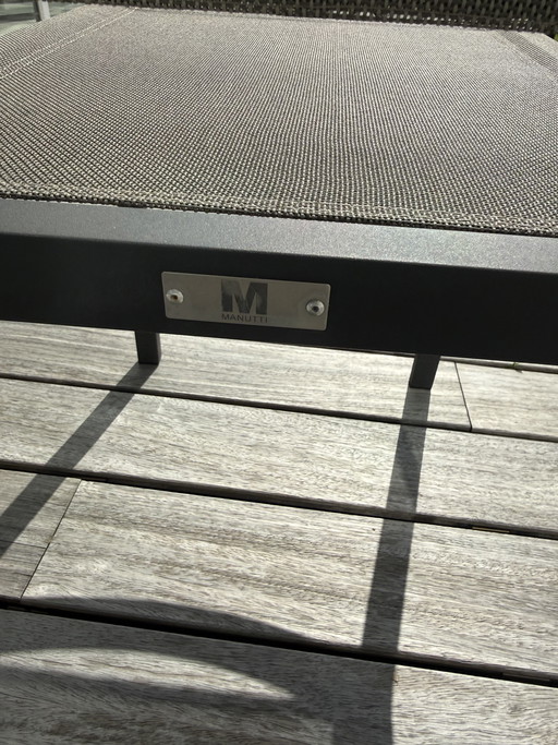 10 Manutti-Gartenstühle