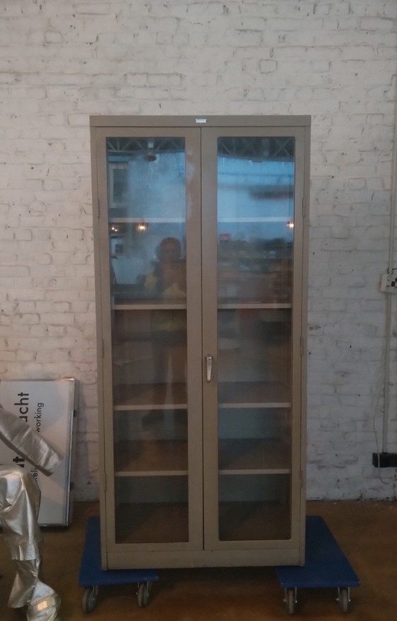Image 1 of Vintage MEWAF display cabinet / laboratory cabinet metal