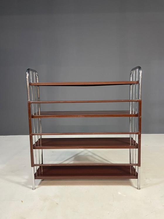 Image 1 of Étagère Bauhaus en acier plié et en tôle chromée, Europe, années 1930