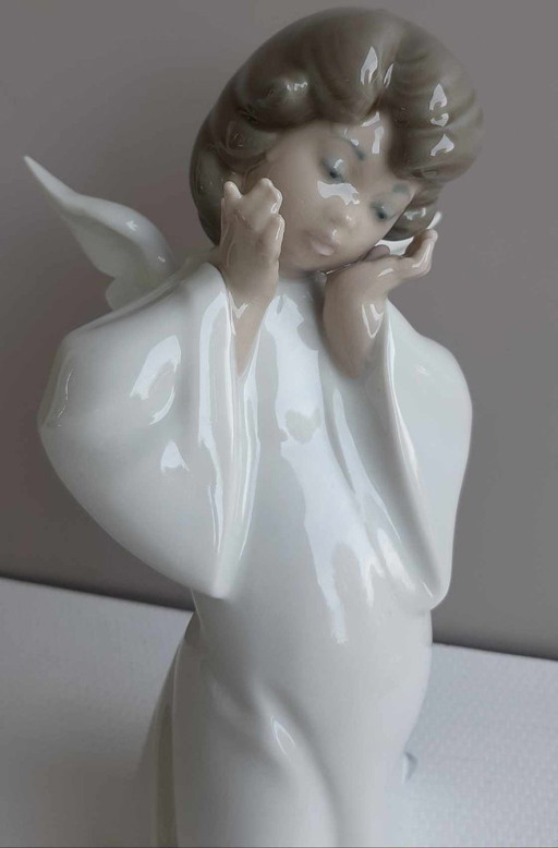 Mime Angel Lladro