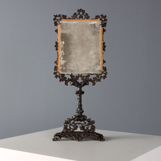 Image 1 of Tafelspiegel van bronskleurig gepatineerd metaal