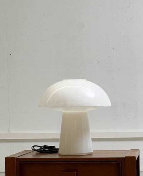 Image 1 of Magnifique lampe de table en verre en forme de champignon, provenant du Limbourg, en Allemagne, années 1970.