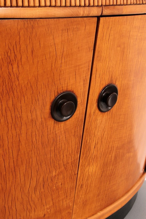 Image 1 of Barkast in licht hout, toegeschreven aan Paolo Buffa, jaren 40