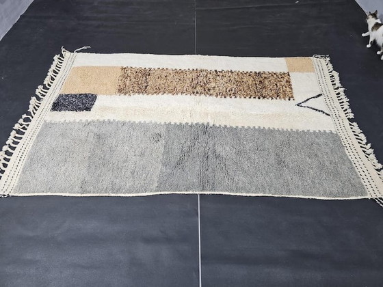 Image 1 of Handmade Moroccan natural wool rug, 150x250 cm