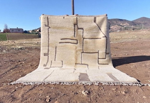 Alfombra marroquí 340 × 240 cm – Marfil y topo – Diseño geométrico abstracto