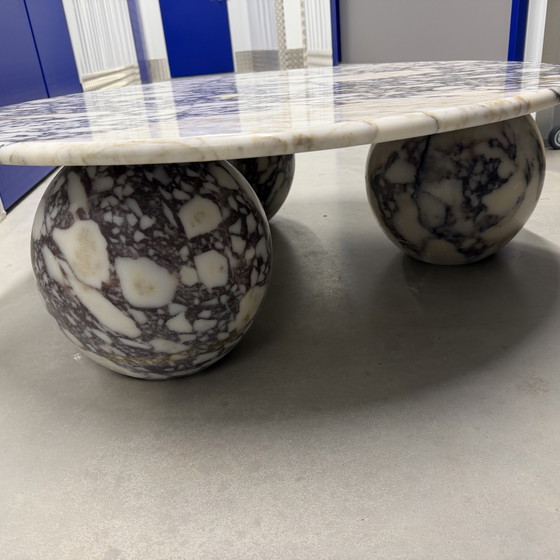 Image 1 of Viola Couchtisch aus Calacatta-Marmor