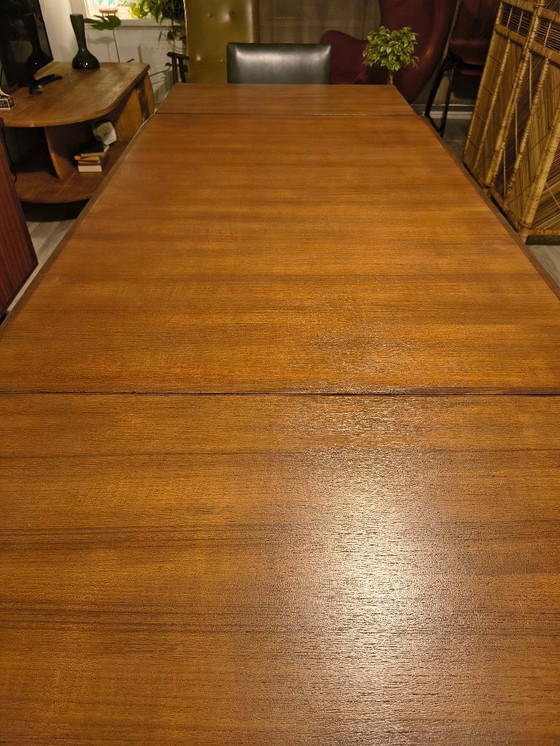 Image 1 of Mesa de comedor extensible de los años 60