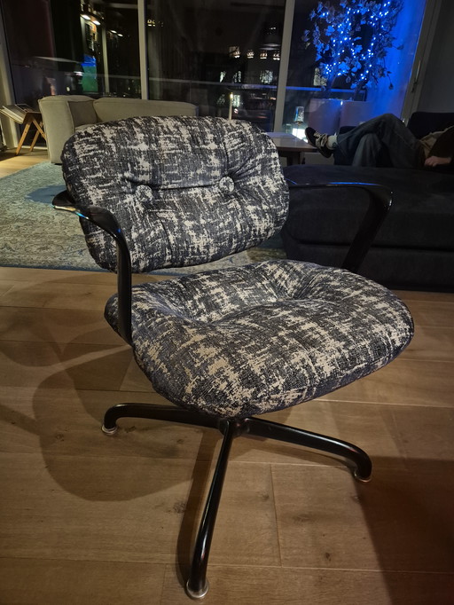 Silla de diseño de los años 70