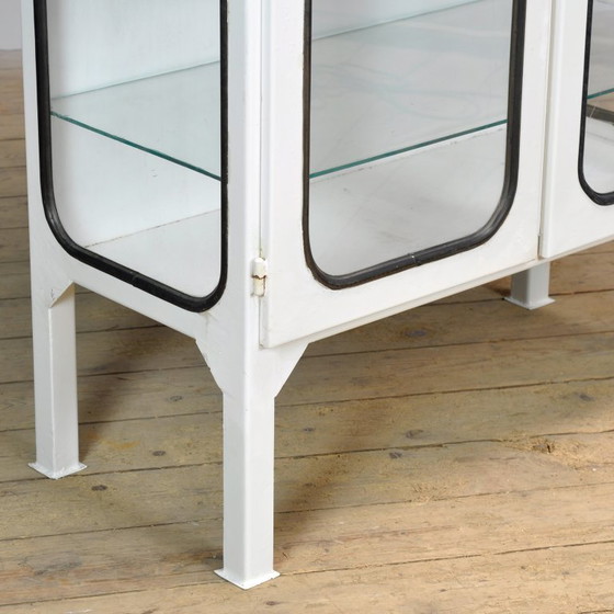 Image 1 of Armadio medico vintage in ferro e vetro, anni '70