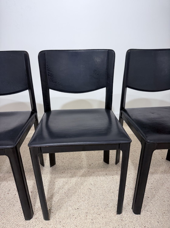 Image 1 of Set di 4 sedie Matteo Grassi in pelle nera – design italiano
