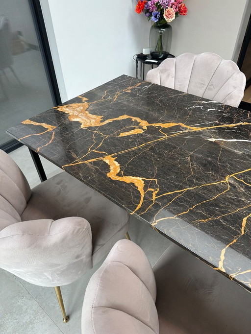 Marmeren Eettafel - Port Laurent