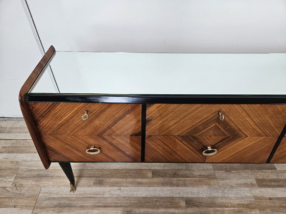 Image 1 of Commode en acajou du Mid Century des années 1950 avec miroir