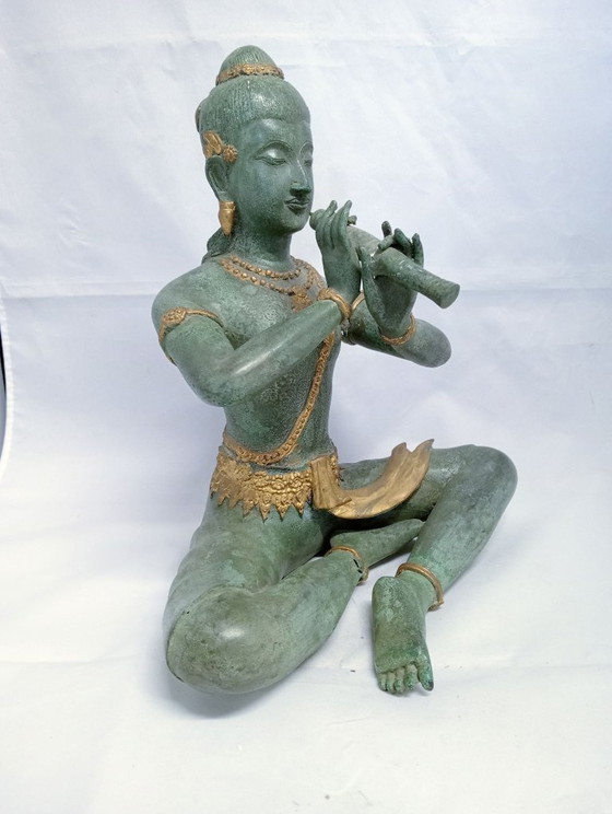 Estatua de una figura tocando la flauta, pátina verde, Esculturas, Bronce, Aziatisch (foto 2 de 7)