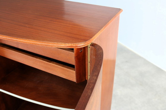 Image 1 of vintage wandkast | kledingkast | Bjästa | Zweeds