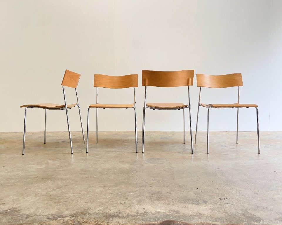 4x Lammhults Campus Vintage Dining Chair | €450 | Whoppah