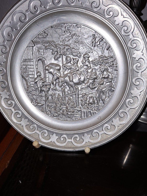 Image 1 of Historisch, museumwaardig tinnen monument