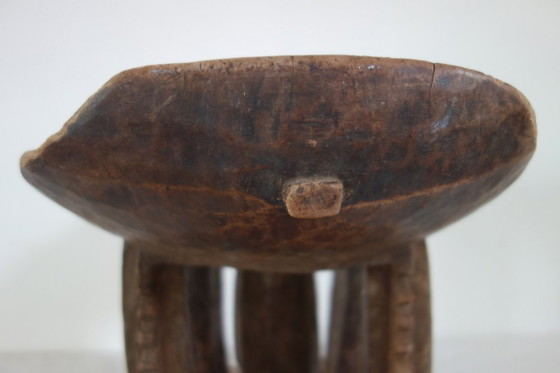Antique Ashanti stool, Ghana – Wood (photo 11 of 13)