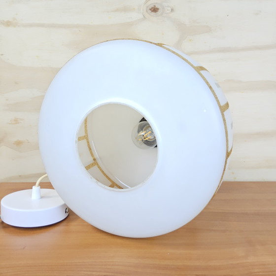 Image 1 of Lampada a sospensione in vetro vintage con dettagli dorati, lampada da soffitto in stile spaziale (con texture/struttura)