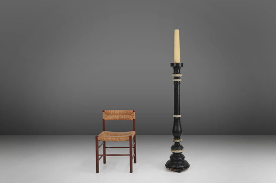 Image 1 of Grote antieke houten kerkkandelaar, Frankrijk, 1850