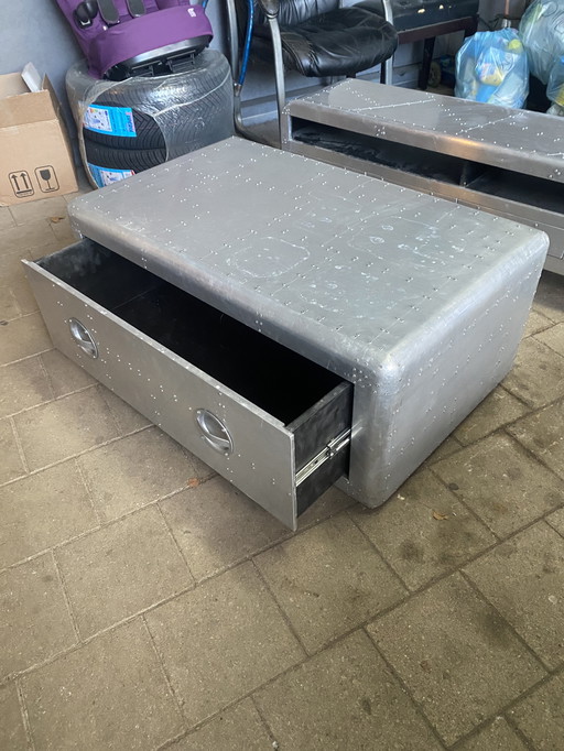 Mesa de salón Aviator Blackhawk