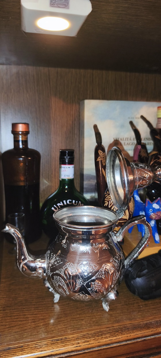 Je vends une magnifique théière, hauteur 18 cm. – Accessoires de table, Metal (photo 4 of 8)
