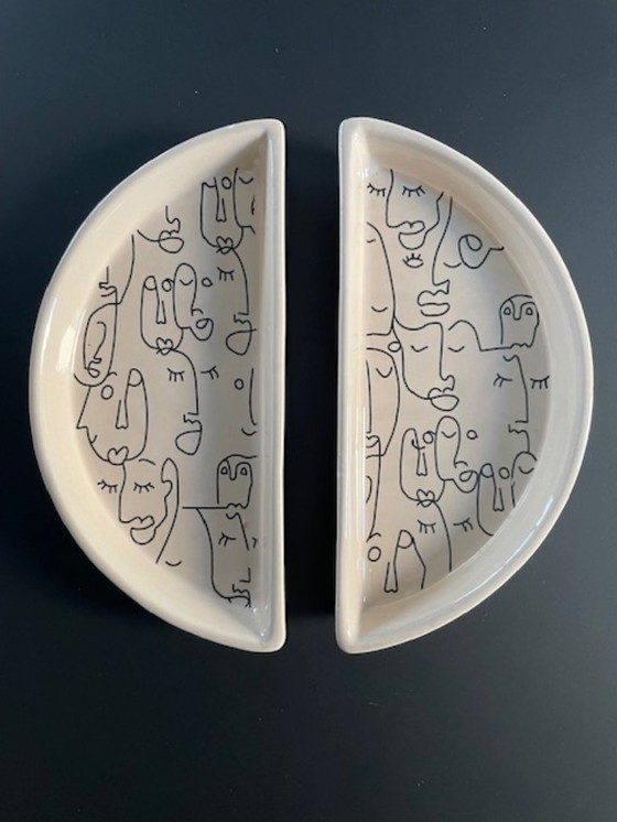 Image 1 of Artistieke set halve bordjes lijntekening
