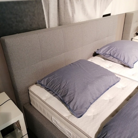 Image 1 of Cama tapizada Oslo Grey