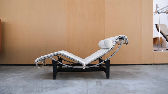Image 1 of Chaise longue vintage Bauhaus milieu du siècle