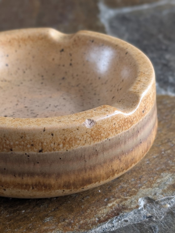 Image 1 of Cendrier en céramique vintage des années 60 ou 70, style milieu du siècle