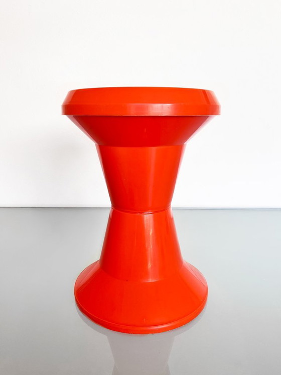 Image 1 of Vintage oranje 70s Giganplast Italy plastic kruk