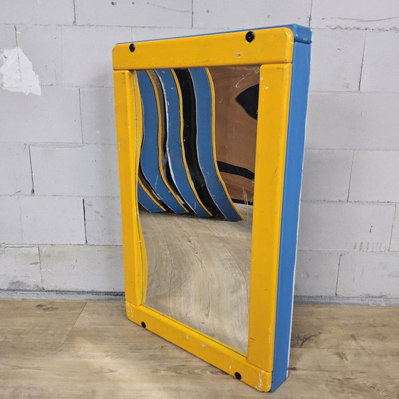 Image 1 of Pannello da parete in legno vintage con gioco McDonald's e specchio ridente