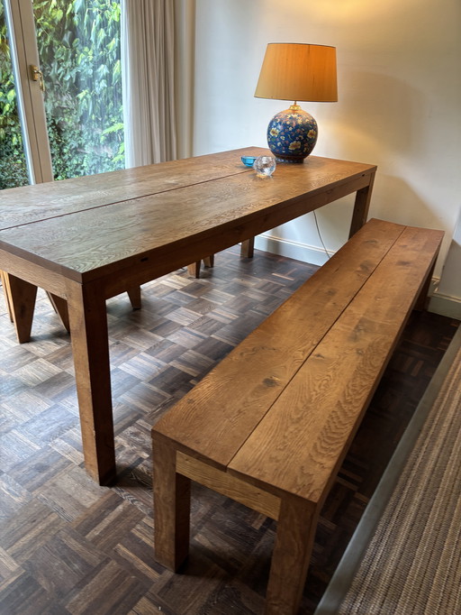 E15 Tafel en Bank 