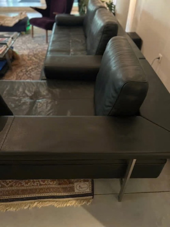 Exclusive black leather design seating area with metal frame – Rolf Benz (photo 6 of 8)