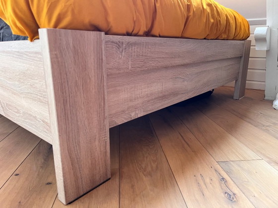 Image 1 of Struttura letto matrimoniale in legno con 2 comodini