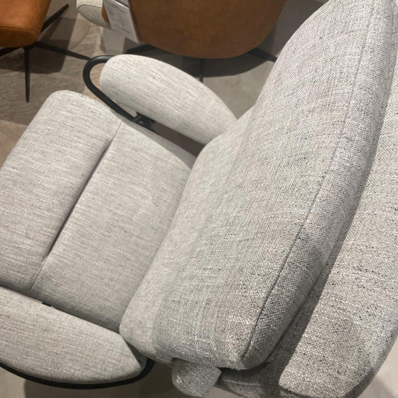 Image 1 of Tokyo recliner