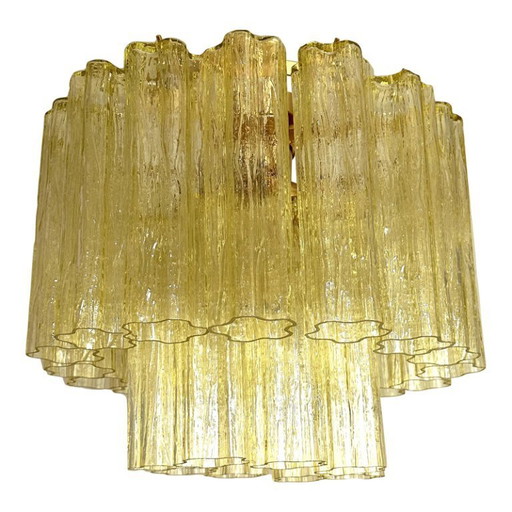 Lámpara de techo contemporánea hecha a mano en color dorado con cristal de Murano ámbar.