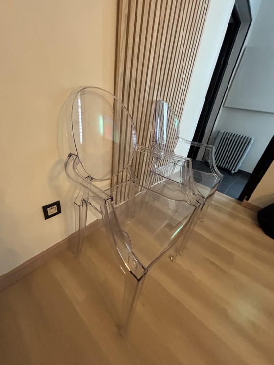 Image 1 of 2 Louis Ghost Stühle