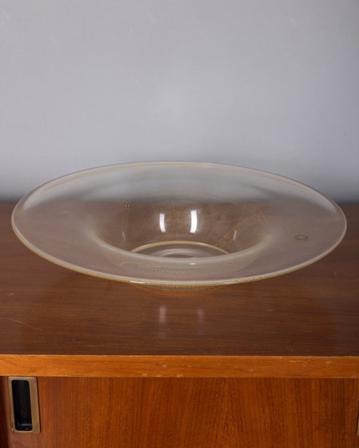 1980s Murano glass decorative plate with gold leaf, designed by V. Nason & C.