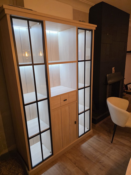 Image 1 of Vitrine lumineuse