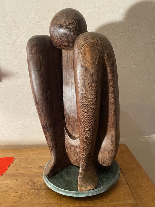 Yoga-Skulptur aus Hartholz