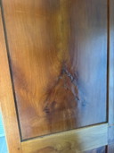 Antiker französischer Schrank aus Kirschholz