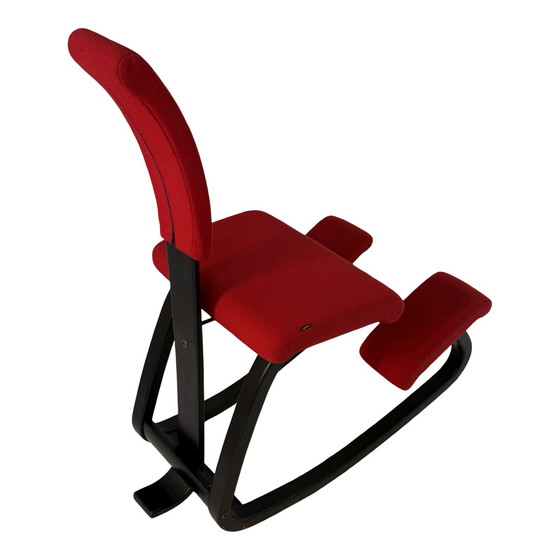Image 1 of Peter Opsvik - Varier - Variable Plus (design form 1991) Ergonomically shaped Rocking chair / Knee Chair - Black frame, red upho